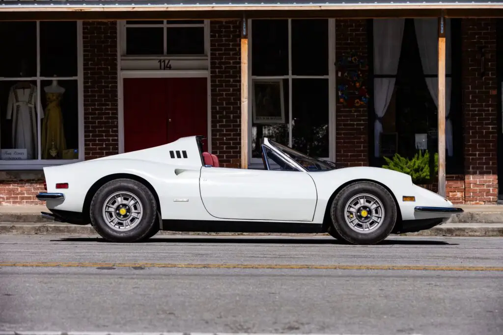 Cannonball Run Dino