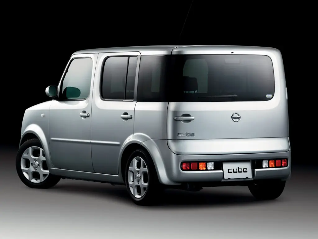 Nissan Cube Z11