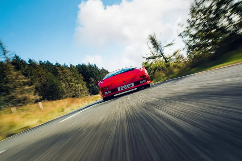 Lamborghini Countach SE30