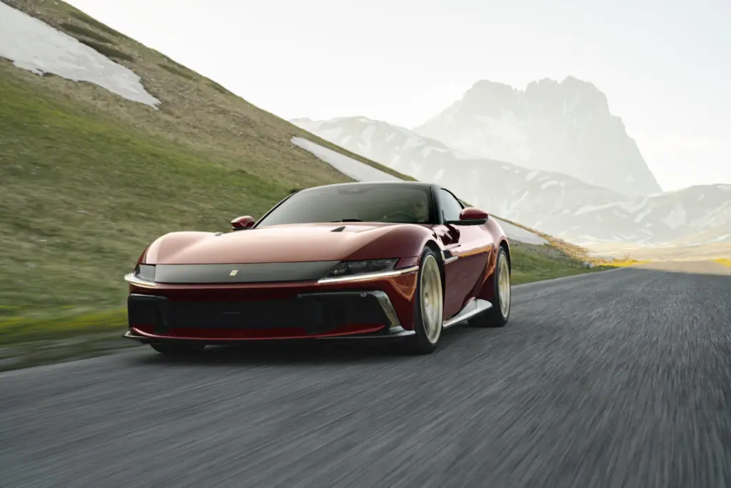 Ferrari brings back the manual gearbox