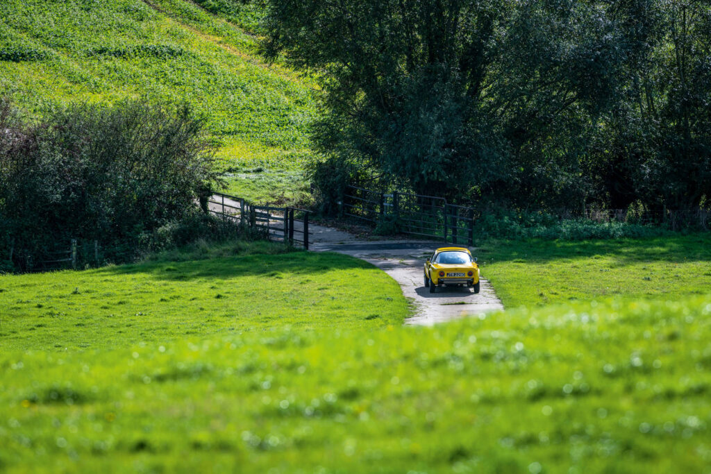 Matra-Bonnet Djet 5S Luxe – Leading from the Middle