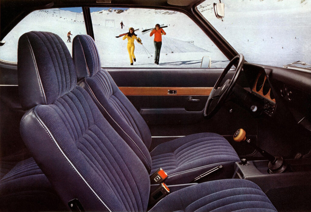 Opel Manta A interior