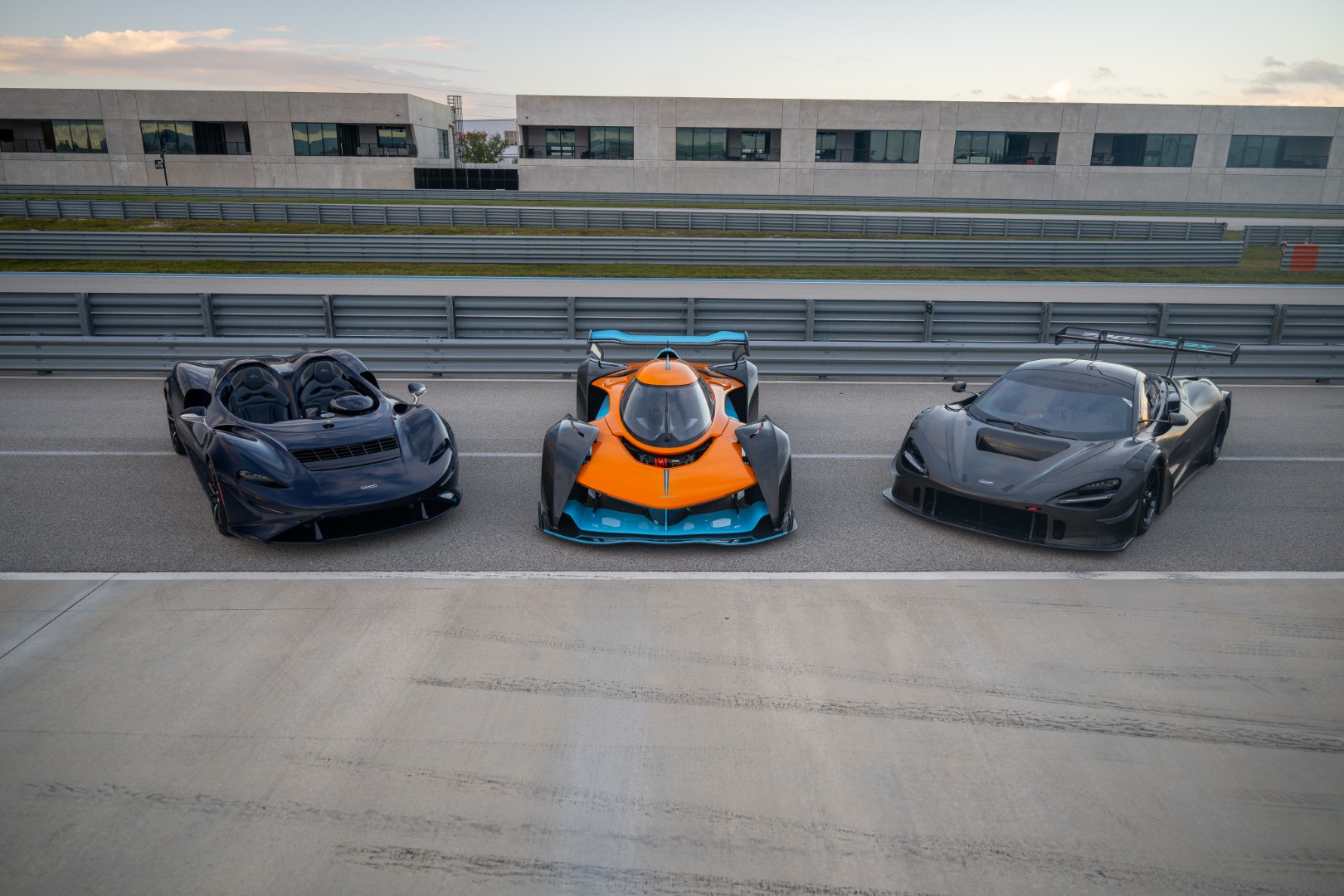 McLaren Remix& マイガールフレンド/Dark Side 3点セット McLaren-Group_002.jpg
